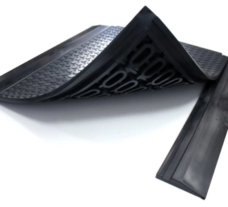 БронеПласт 8 - идеальное покрытие для пешеходных дорожек. 18