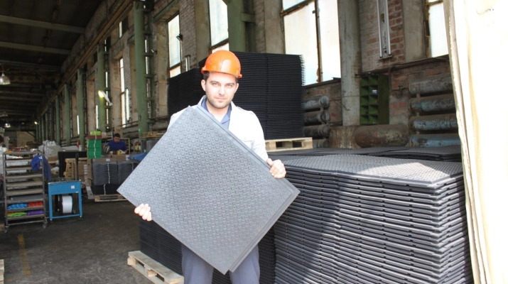 Реальные фото Пороги для БронеПласт, ф.31