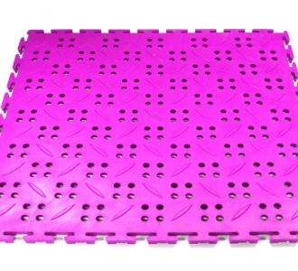 Дренажное прочное ПВХ покрытие Canal для влажных зон 13