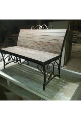 скамеечка для вашего сада